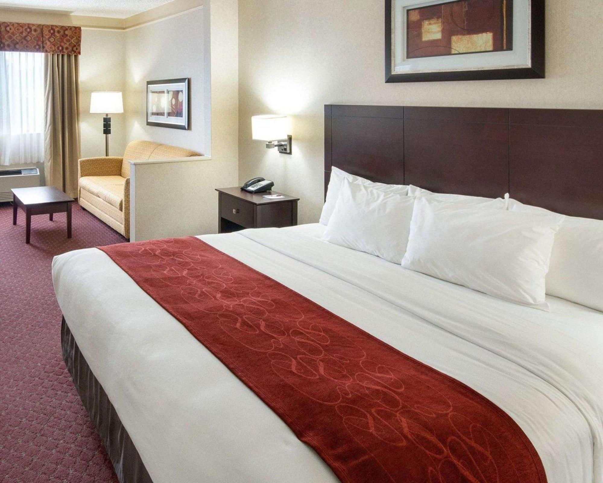 Comfort Suites Parkersburg South Mineral Wells Exterior foto