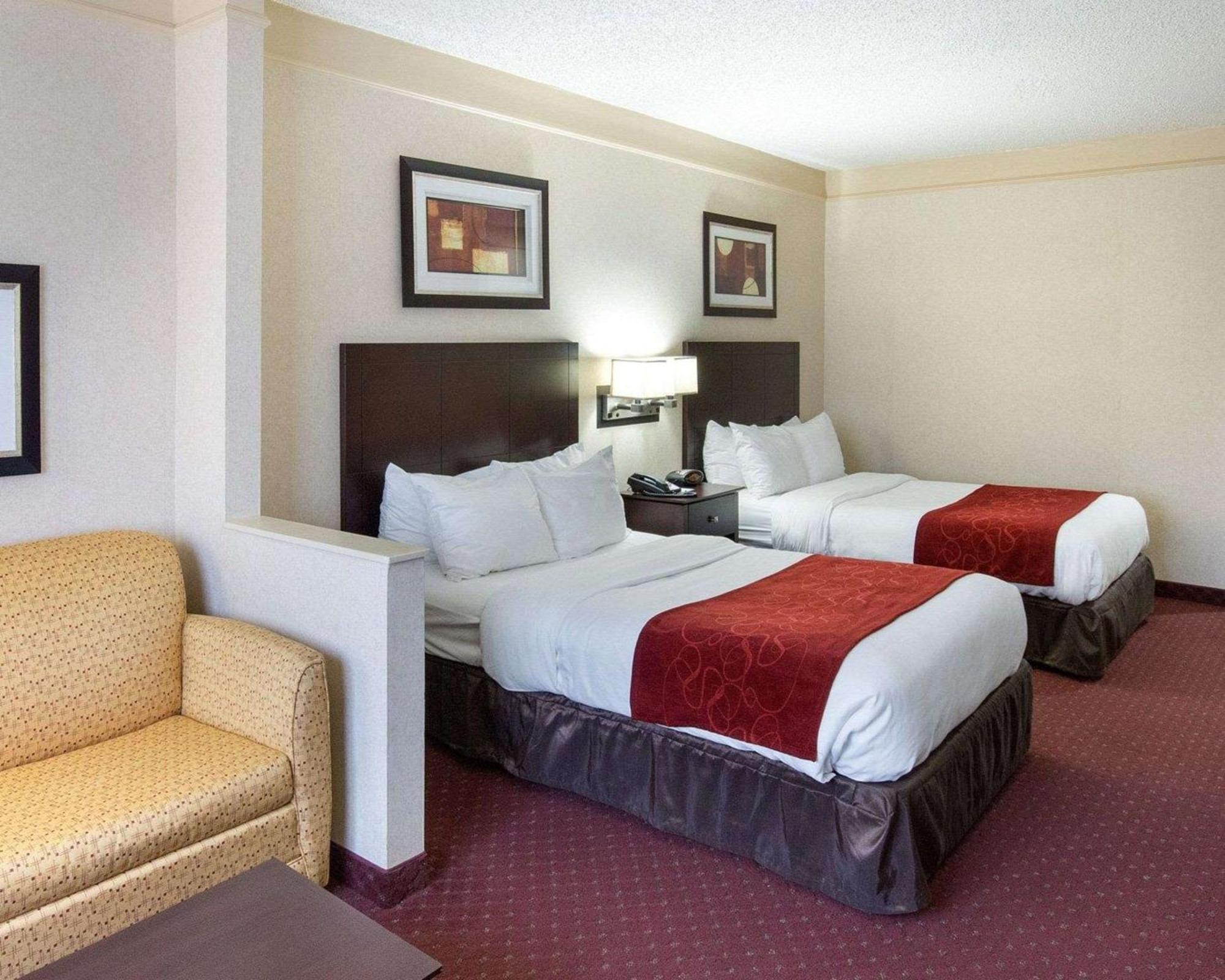 Comfort Suites Parkersburg South Mineral Wells Exterior foto